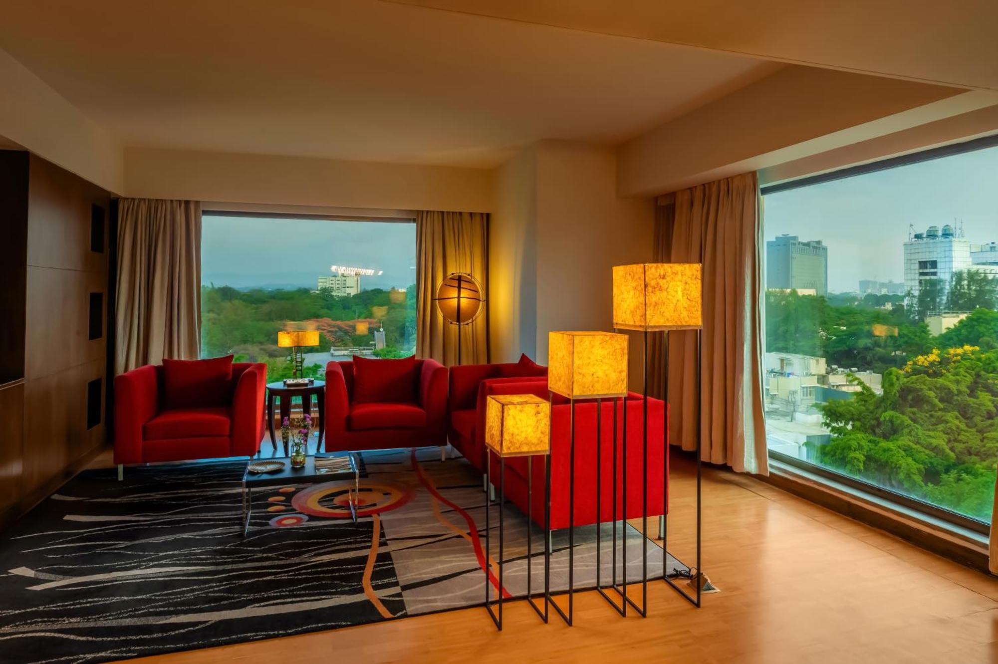 O Hotel פונה מראה חיצוני תמונה Suite at the Park, New Delhi